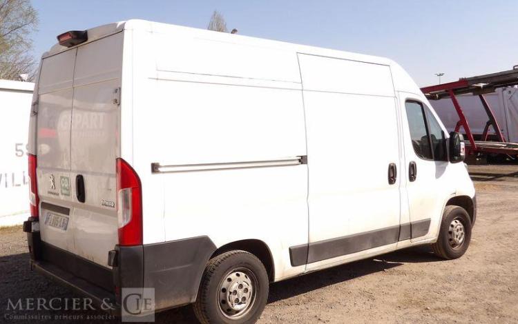 PEUGEOT BOXER 3 PHASE 3 FOURGON 335 L2H2 2,0 BLUE HDI 16V FOURGON MOYEN SURELEVE 130 CV BLANC FD-805-LB