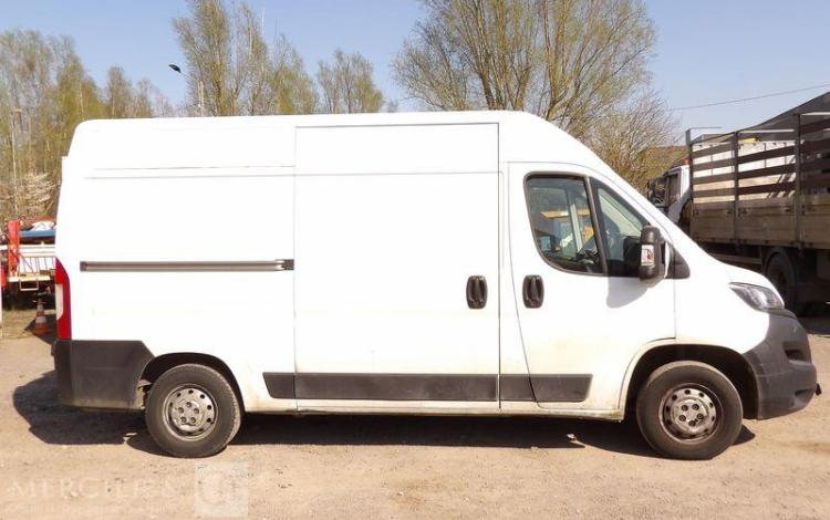 PEUGEOT BOXER 3 PHASE 3 FOURGON 335 L2H2 2,0 BLUE HDI 16V FOURGON MOYEN SURELEVE 130 CV BLANC FD-805-LB