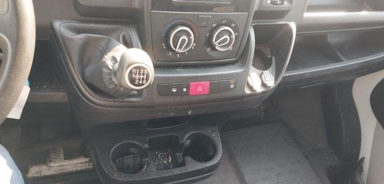 PEUGEOT BOXER 3 PHASE 3 FOURGON 335 L2H2 2,0 BLUE HDI 16V FOURGON MOYEN SURELEVE 130 CV BLANC FD-805-LB