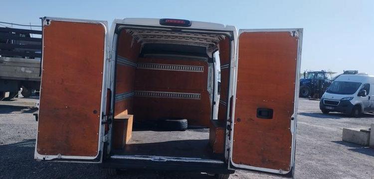 PEUGEOT BOXER 3 PHASE 3 FOURGON 335 L2H2 2,0 BLUE HDI 16V FOURGON MOYEN SURELEVE 130 CV BLANC FD-805-LB