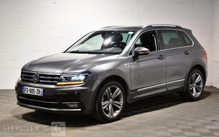 VOLKSWAGEN TIGUAN 2,0 TDI 150CH DSG7 CARAT GRIS FD-905-ZR