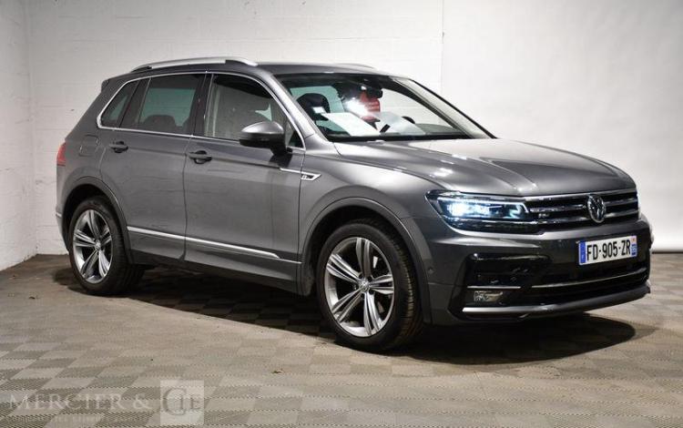 VOLKSWAGEN TIGUAN 2,0 TDI 150CH DSG7 CARAT GRIS FD-905-ZR