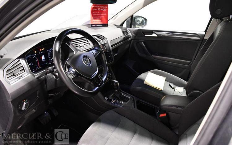 VOLKSWAGEN TIGUAN 2,0 TDI 150CH DSG7 CARAT GRIS FD-905-ZR