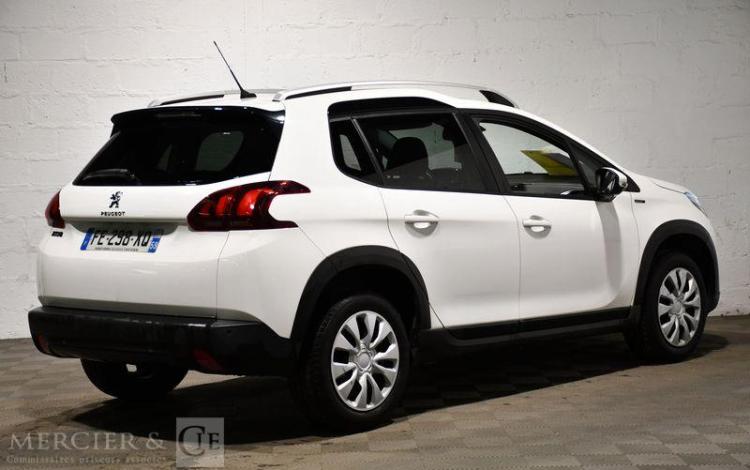 PEUGEOT 2008 1,2 PURE TECH 80 SIGNATURE S&S BLANC FE-298-XQ