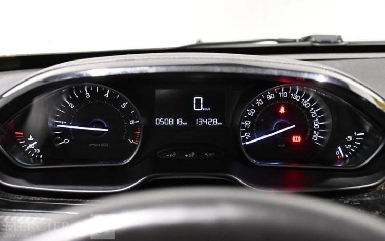 PEUGEOT 2008 1,2 PURE TECH 80 SIGNATURE S&S BLANC FE-298-XQ