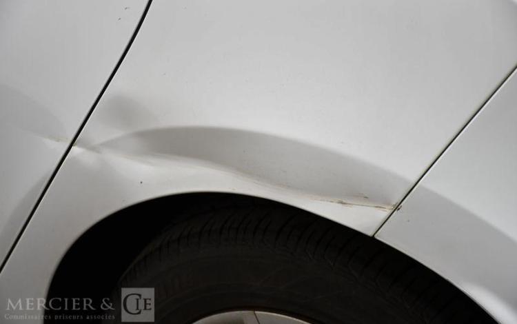 RENAULT CLIO STE AIR DCI 75 BLANC FF-153-TH