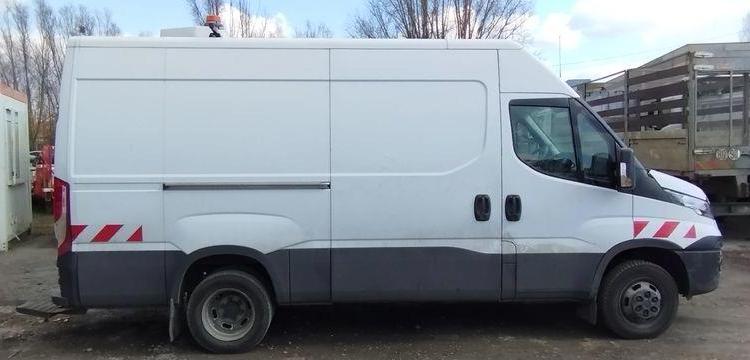 IVECO DAILY 6 FOURGON 35C14 L2H2 2,3D 136 CV AR FAP – DIESEL – 73382 KMS – ANNEE 2019 BLANC FG-228-ZF