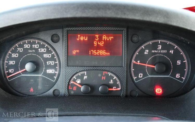 PEUGEOT BOXER 335 L3H2 2,0 BLUEHDI 130 BLANC FG-642-SK