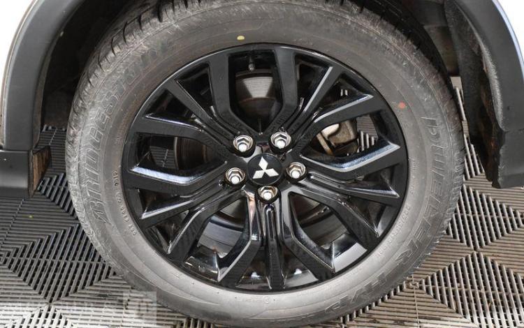 MITSUBISHI ASX 1.6 MIVEC 115 BLACK COLLECTION BLANC FG-926-FK