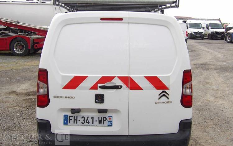 CITROEN BERLINGO UTILITAIRE M 1,6 BLUE HDI FAP S&S 99CV – DIESEL – 176814 KMS – ANNEE BLANC FH-341-WP
