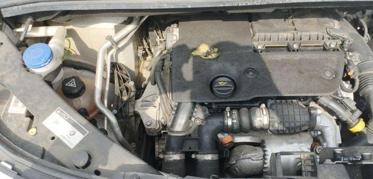 CITROEN BERLINGO UTILITAIRE M 1,6 BLUE HDI FAP S&S 99CV – DIESEL – 176814 KMS – ANNEE BLANC FH-341-WP
