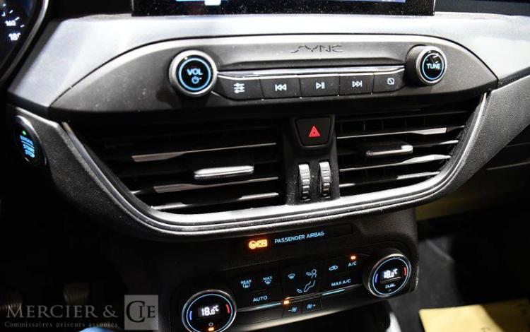 FORD FOCUS 1.0 125 ECOBLUE TREND BLANC FH-906-ER