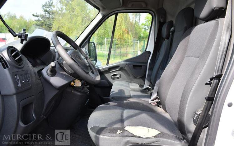 RENAULT MASTER FOURGON 2.3 DCI 110 28 L1H1 CONFORT START-STOP
 BLANC FK-075-NA
