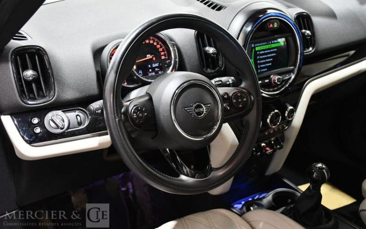MINI COUNTRYMAN 1,5 135 COOPER LONGSTONE NOIR FK-622-DC