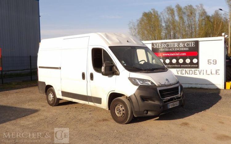 PEUGEOT BOXER 3 PHASE 3 FOURGON 335 L2H2 2,0 BLUE HDI 16V FOURGON MOYEN SURELEVE 130 CV BLANC FK-854-GJ