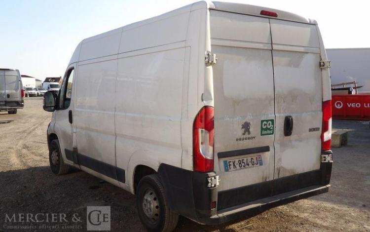 PEUGEOT BOXER 3 PHASE 3 FOURGON 335 L2H2 2,0 BLUE HDI 16V FOURGON MOYEN SURELEVE 130 CV BLANC FK-854-GJ