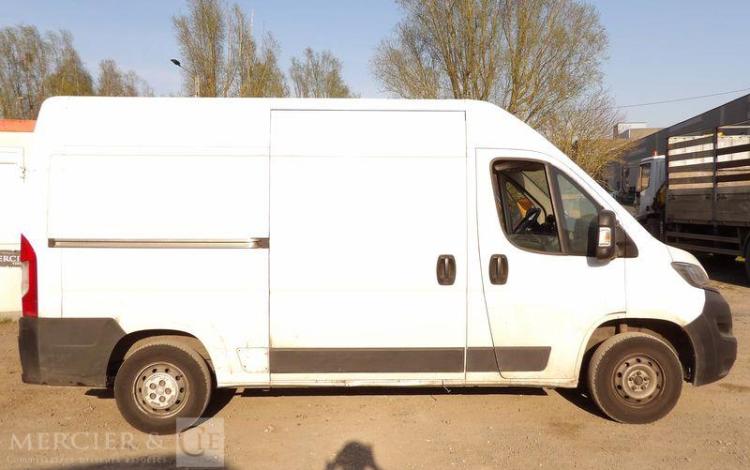 PEUGEOT BOXER 3 PHASE 3 FOURGON 335 L2H2 2,0 BLUE HDI 16V FOURGON MOYEN SURELEVE 130 CV BLANC FK-854-GJ