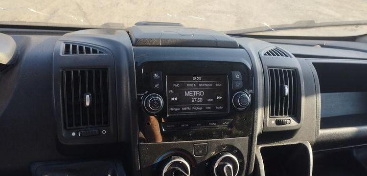 PEUGEOT BOXER 3 PHASE 3 FOURGON 335 L2H2 2,0 BLUE HDI 16V FOURGON MOYEN SURELEVE 130 CV BLANC FK-854-GJ