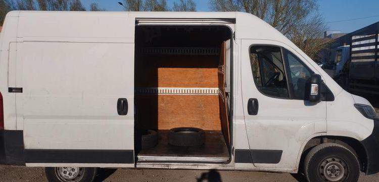 PEUGEOT BOXER 3 PHASE 3 FOURGON 335 L2H2 2,0 BLUE HDI 16V FOURGON MOYEN SURELEVE 130 CV BLANC FK-854-GJ