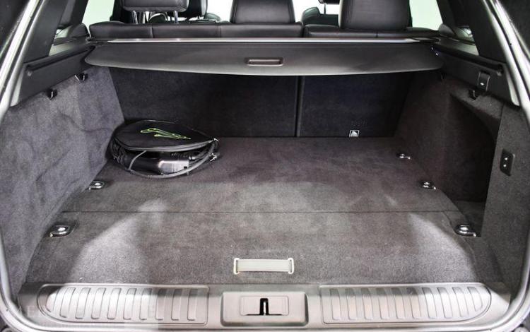 LAND ROVER RANGE ROVER SPORT 2,0 P400E 404CH HSE DYNAMIC MARK VII GRIS FM-047-BC