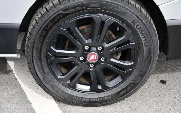 FIAT TALENTO COMBI 2,0 MJT 145CH 9PL GRIS FM-278-KE
