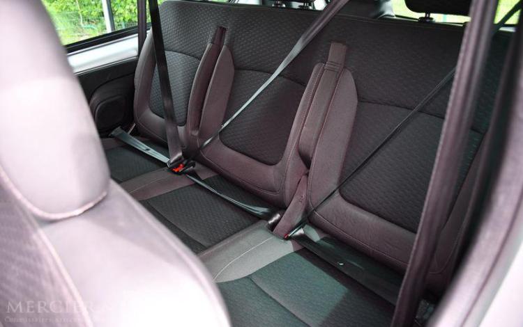 FIAT TALENTO COMBI 2,0 MJT 145CH 9PL GRIS FM-278-KE