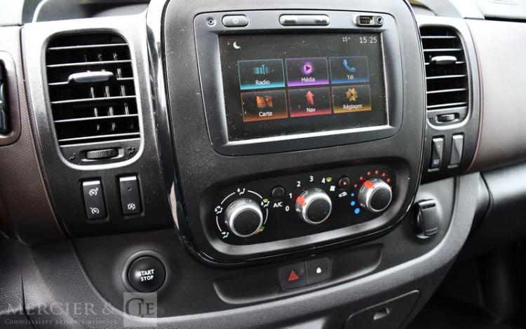FIAT TALENTO COMBI 2,0 MJT 145CH 9PL GRIS FM-278-KE