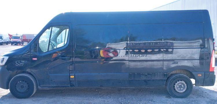 RENAULT Master 3 PHASE 3 TRACTION FOURGON L3H2 2,3 DCI 16V FOURGON LONG SURELEVE 133 CV NOIR FN-098-ST