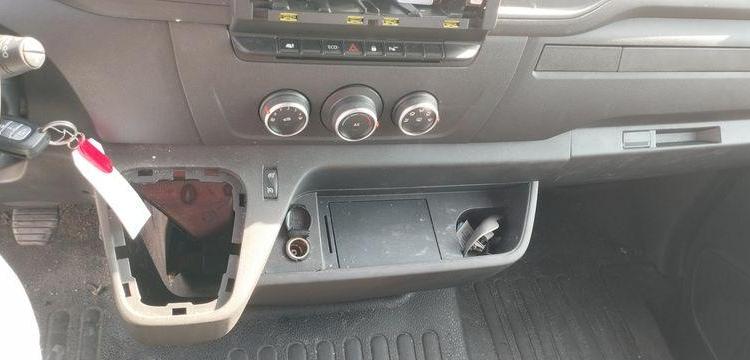 RENAULT Master 3 PHASE 3 TRACTION FOURGON L3H2 2,3 DCI 16V FOURGON LONG SURELEVE 133 CV NOIR FN-098-ST