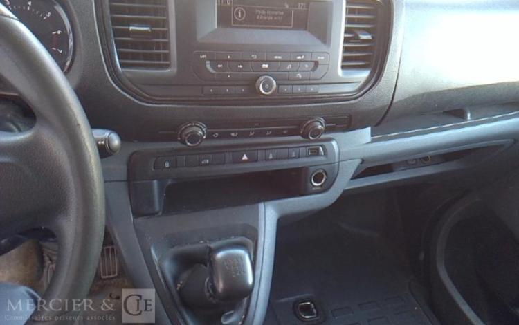 PEUGEOT Expert Premium std 2,0 BHDI120 BVM6 BOIS BLANC FP-099-DW