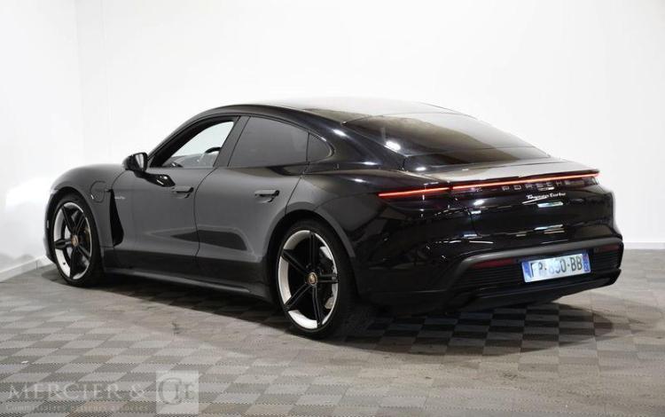 PORSCHE TAYCAN TURBO 680H 93,4 kWh PERFORMANCE-PLUS NOIRE FP-890-BB