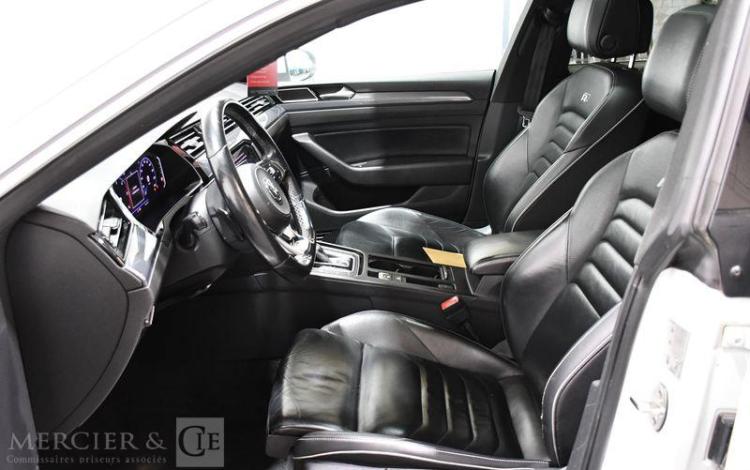 VOLKSWAGEN ARTEON 2,0 TDI 150CH DSG R-LINE BLANC FP-982-JP