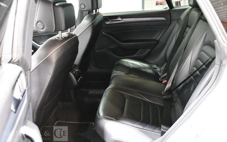 VOLKSWAGEN ARTEON 2,0 TDI 150CH DSG R-LINE BLANC FP-982-JP