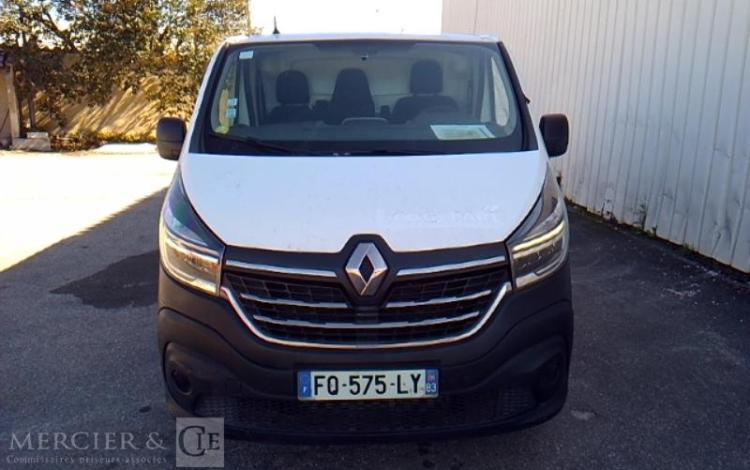 RENAULT TRAFIC GCF 1300 DCI 95 L2H1 BOIS BLANC FQ-575-LY