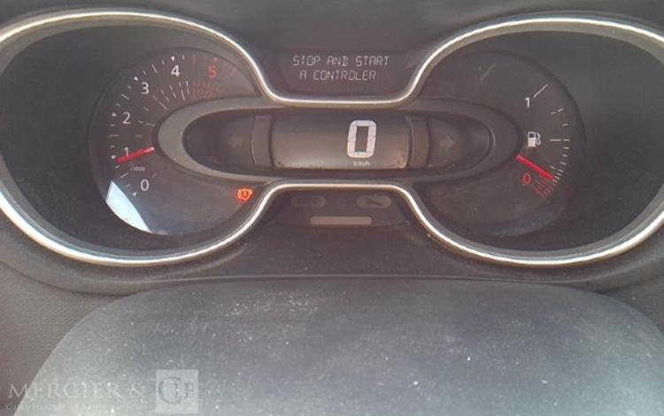 RENAULT TRAFIC GCF 1300 DCI 95 L2H1 BOIS BLANC FQ-689-LY
