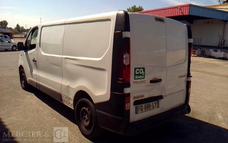 RENAULT TRAFIC GCF 1300 DCI 95 L2H1 BOIS BLANC FQ-689-LY