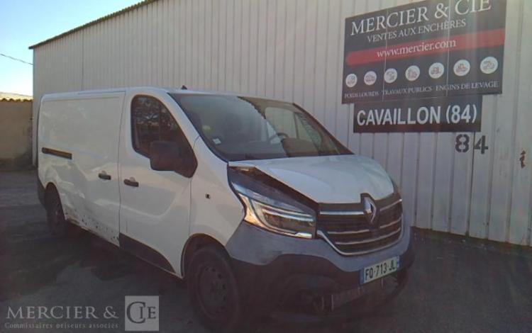 RENAULT TRAFIC GCF 1300 DCI 120 L2H1 BOIS BLANC FQ-713-JL