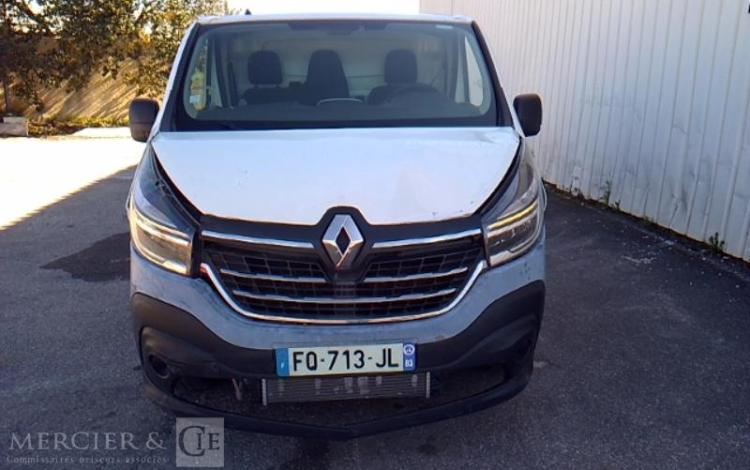 RENAULT TRAFIC GCF 1300 DCI 120 L2H1 BOIS BLANC FQ-713-JL
