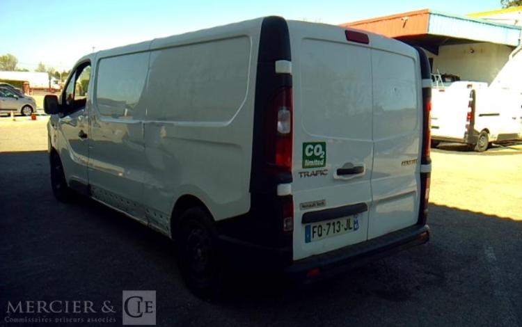 RENAULT TRAFIC GCF 1300 DCI 120 L2H1 BOIS BLANC FQ-713-JL
