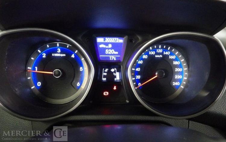 HYUNDAI I 30 1.6 CRDI 16V 110CV BLANC FR-334-ZB