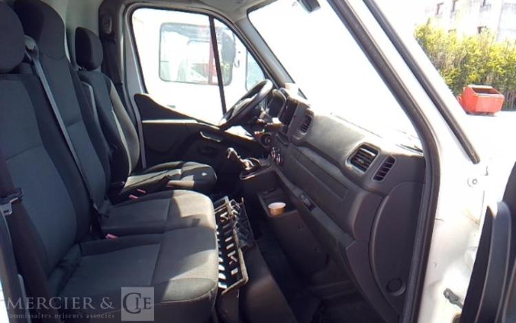 RENAULT MASTER FG GCF F3500 DCI 135 L2H2 FRIGO BLANC FS-180-FL