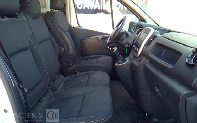 RENAULT TRAFIC GCF 1300 DCI 120 L2H1 BOIS BLANC FS-247-YG