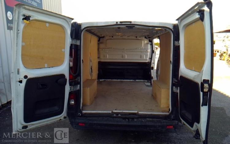 RENAULT TRAFIC GCF 1300 DCI 120 L2H1 BOIS BLANC FS-247-YG