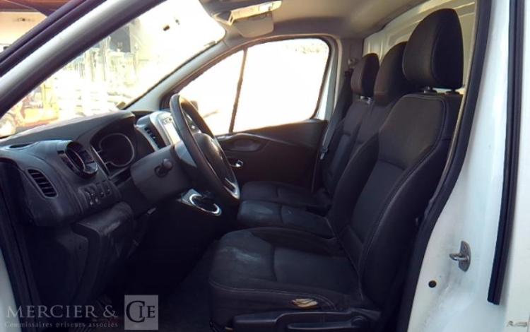 RENAULT TRAFIC GCF 1300 DCI 120 L2H1 BOIS BLANC FS-247-YG