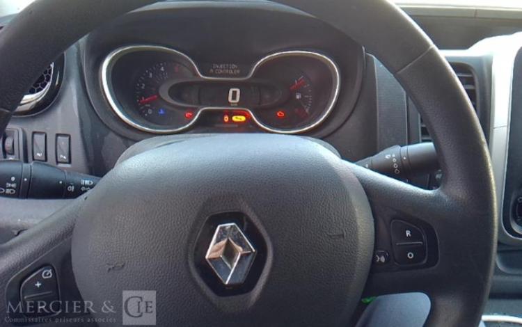 RENAULT TRAFIC GCF 1300 DCI 120 L2H1 BOIS BLANC FS-247-YG