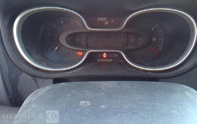 RENAULT TRAFIC GCF 1300 DCI 120 L2H1 BOIS BLANC FS-247-YG