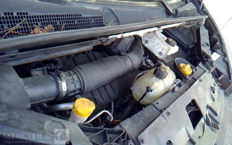 RENAULT TRAFIC GCF 1300 DCI 120 L2H1 BOIS BLANC FS-247-YG
