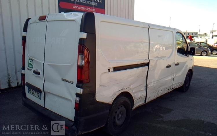 RENAULT TRAFIC GCF 1300 DCI 120 L2H1 BOIS BLANC FS-247-YG
