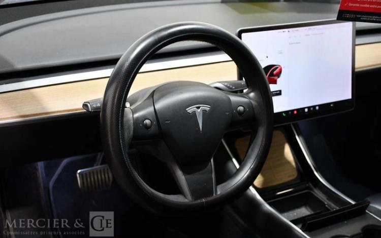 TESLA MODEL 3 350 208PPM 65KWH GRANDE-AUTONOMIE 4WD DUAL-MOTOR ROUGE FS-266-VR
