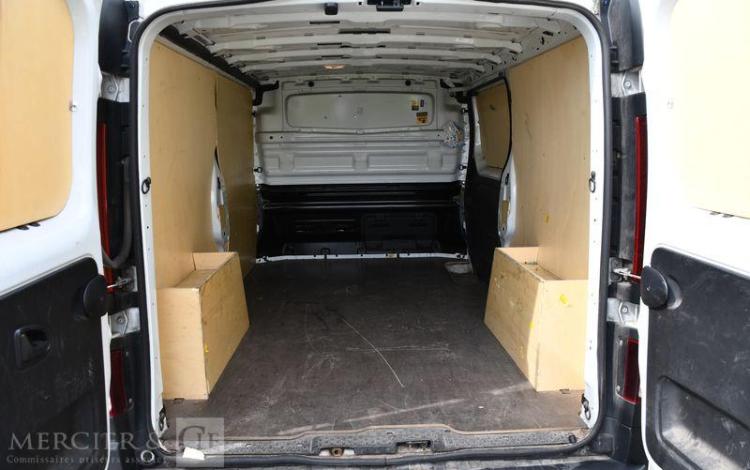 RENAULT TRAFIC GCF L2H1 1300 DCI 120 BLANC FS-892-TY
